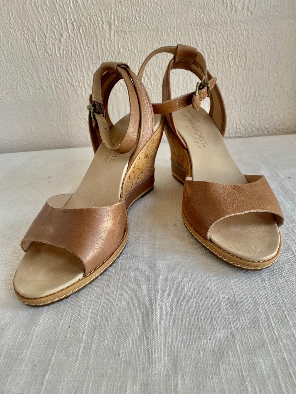 Timberland Earthkeepers tan leather cork wedge sandal Size 9